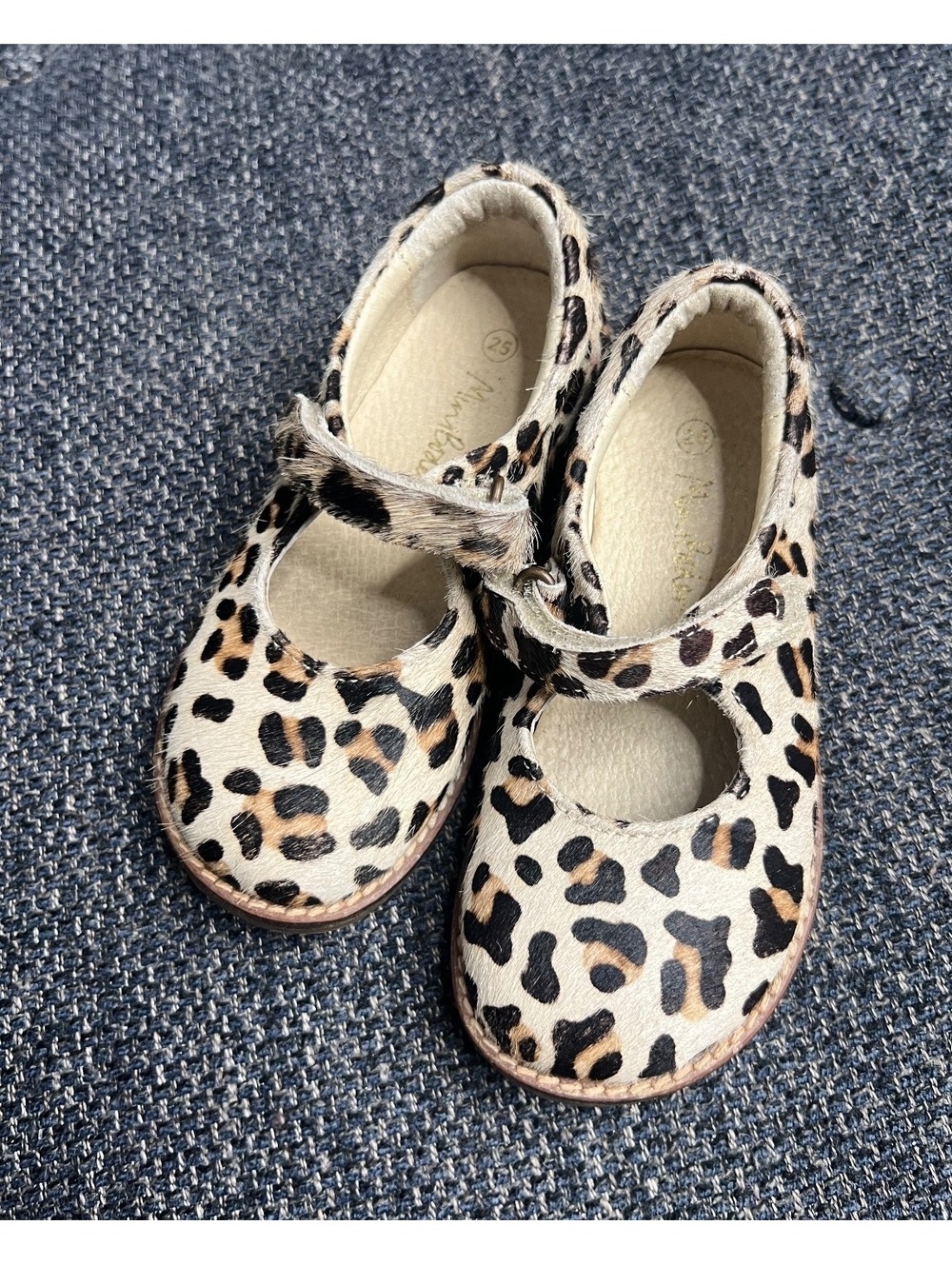 Kids mini boden size eu 25/us 9 Leopard Print pony hair Mary Jane Shoes